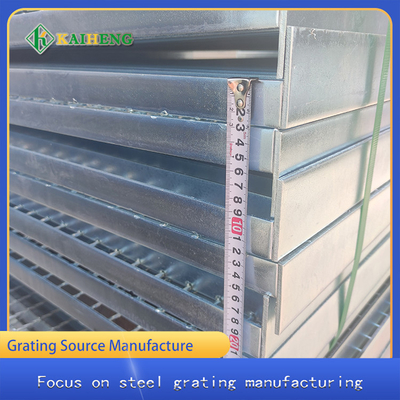 Cold Galvanised Metal Grid For Shelves Silver Color