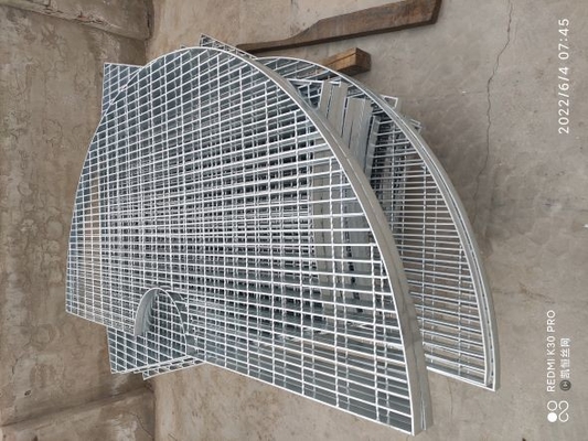 Silver Special Shaped Steel Metal Grating Customized