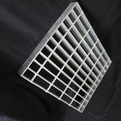 Antiskid Serrated Steel Grate Stair Treads Corrosion Resistant