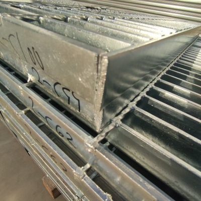 Special Shaped Galvanized Steel Grating Customized