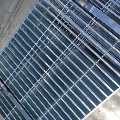 Pressure Welded Carbon Q235 Steel Metal Grating Hot Dip Galvanized