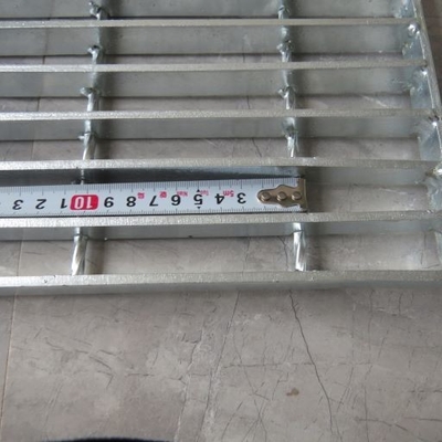 Tailor Made Engineering Steel Grating For Plant Platform