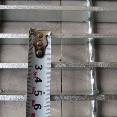 Tailor Made Engineering Steel Grating For Plant Platform