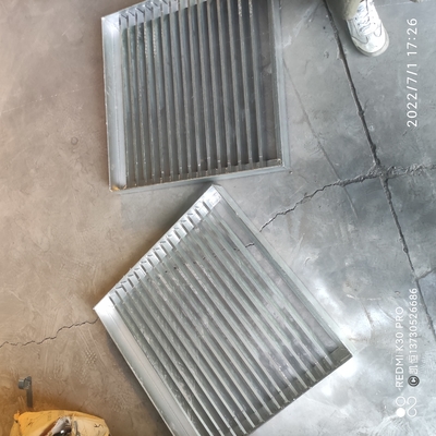 Tailor Made Silver Pressure Welding Galvanized Steel Grating For Plant Platform