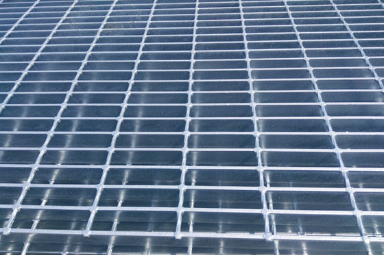 HDP Metal Steel Walkway Mesh Grating Grid For Parking Lot flooring