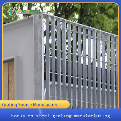 Road Railway Outdoor 1 Inch Wire Mesh Metal Grate Fencing With Plastic Spraying