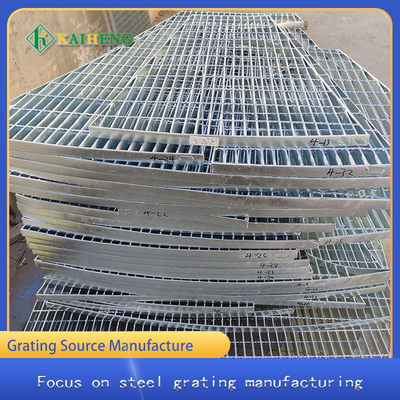 Special Shaped Galvanized Steel Catwalk Grating Walkway
