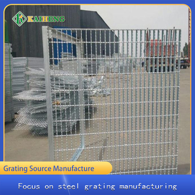 Carbon Steel Q235 Hot Dip Galvanised Welded Mesh Fencing Grid Customized