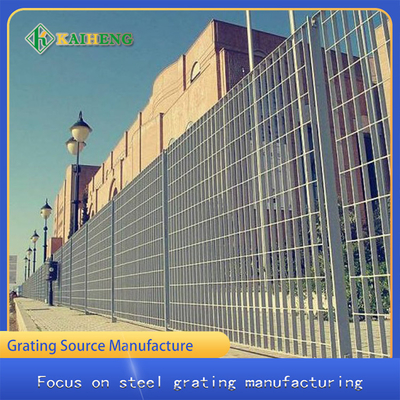 Carbon Steel Q235 Hot Dip Galvanised Welded Mesh Fencing Grid Customized