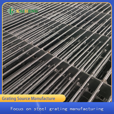 Hot Dip Galv Galvanized Metal Grating Grid Floor
