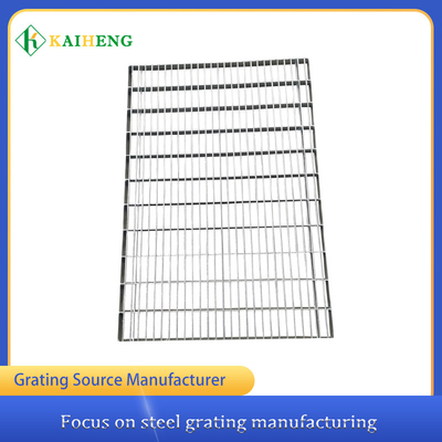 OEM Metal Grid Floor Steel Grating Fence For Animal Cage Construction