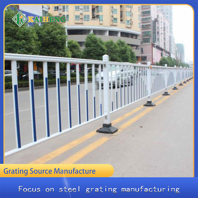 Galvanized Protective Traffic Guardrail Plastic Sprayed Steel For Urban
